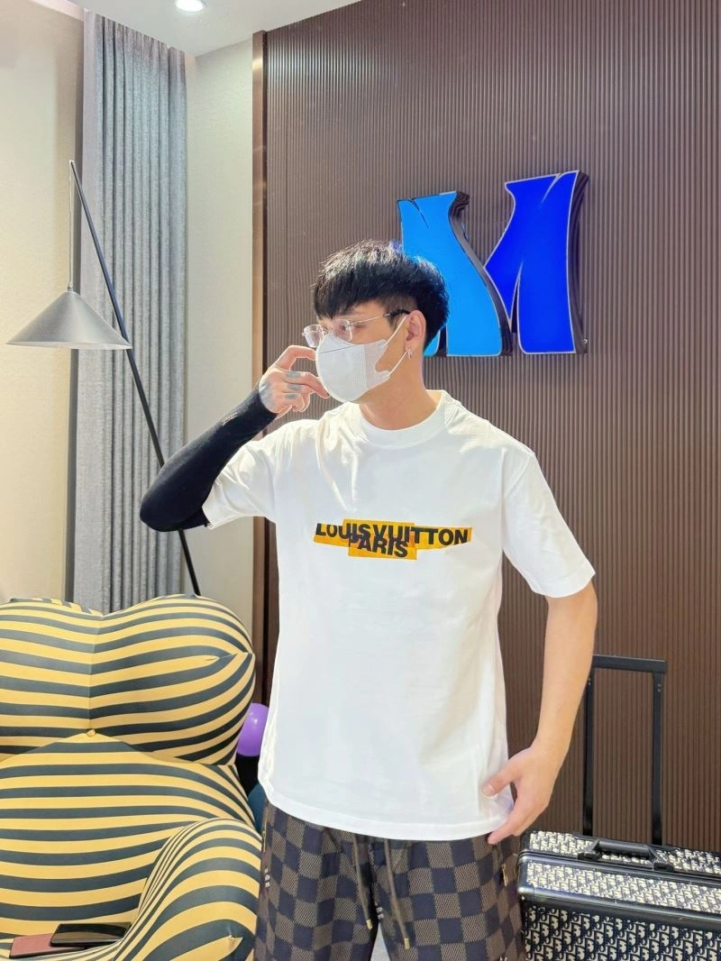 Louis Vuitton T-Shirts FreshLook 132293
