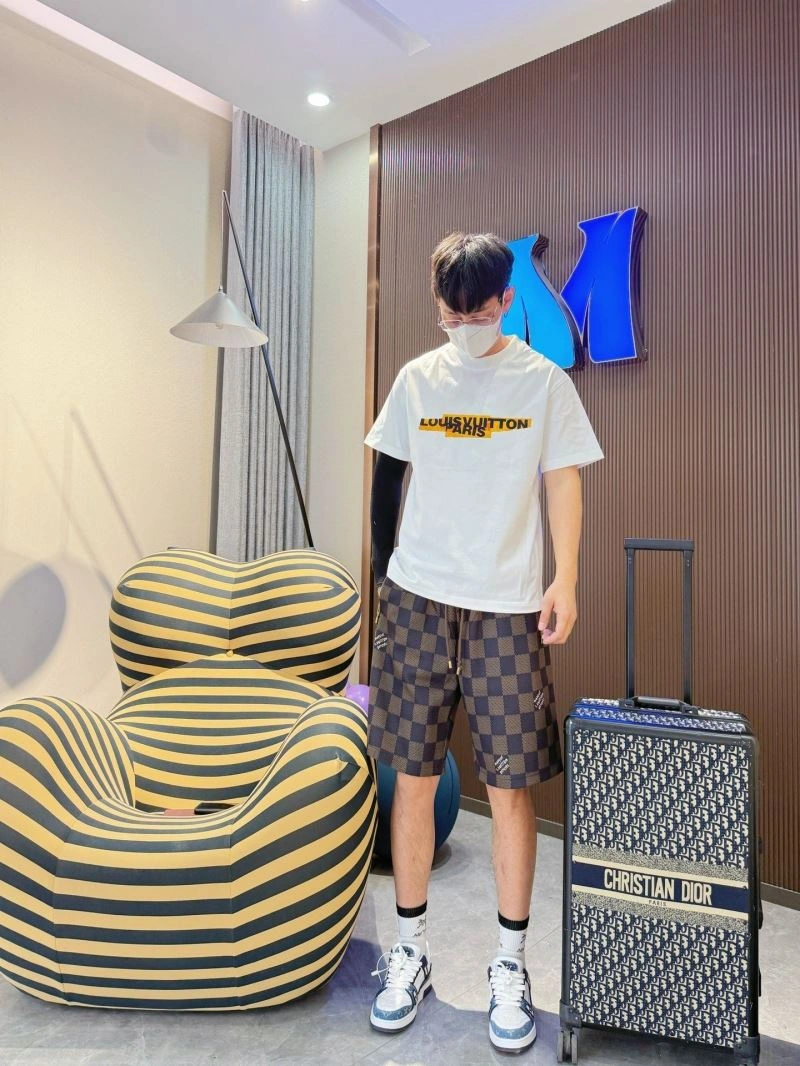 Louis Vuitton T-Shirts FreshLook 132293