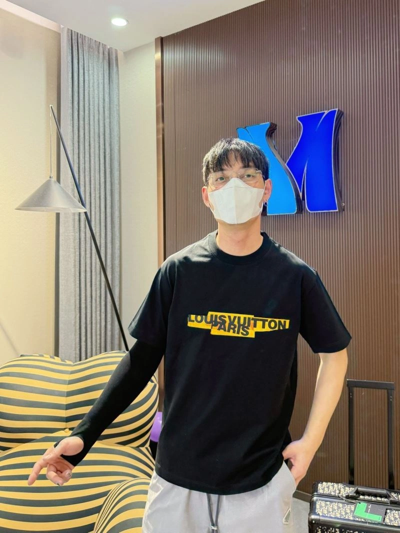 Durable Louis Vuitton T-Shirts 132295