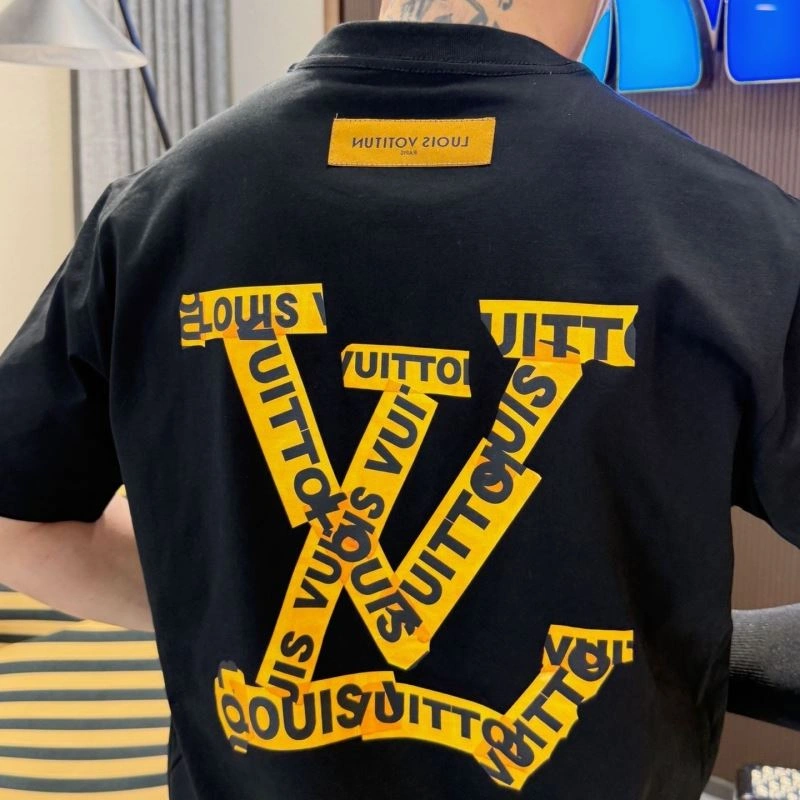 Durable Louis Vuitton T-Shirts 132295