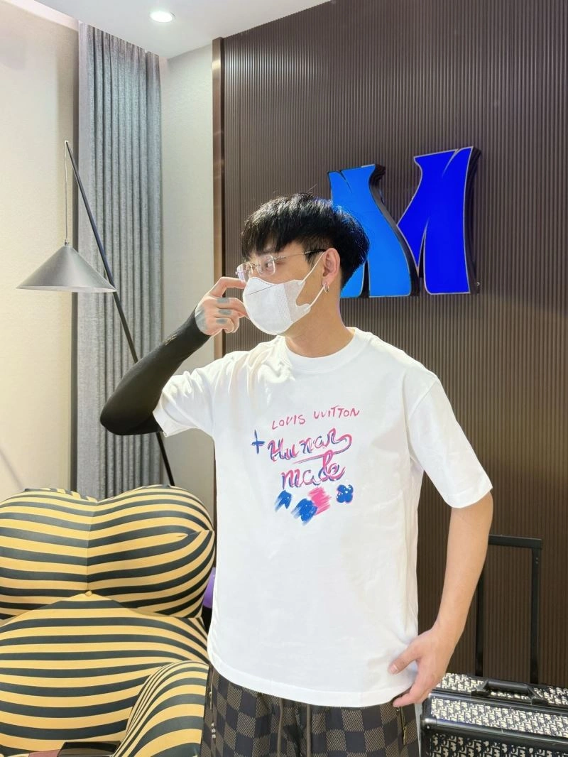 Youthful Louis Vuitton T-Shirts 132294