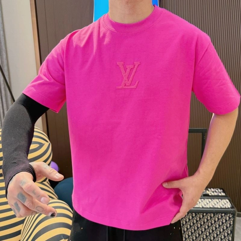 Louis Vuitton T-Shirts Supportive 132301