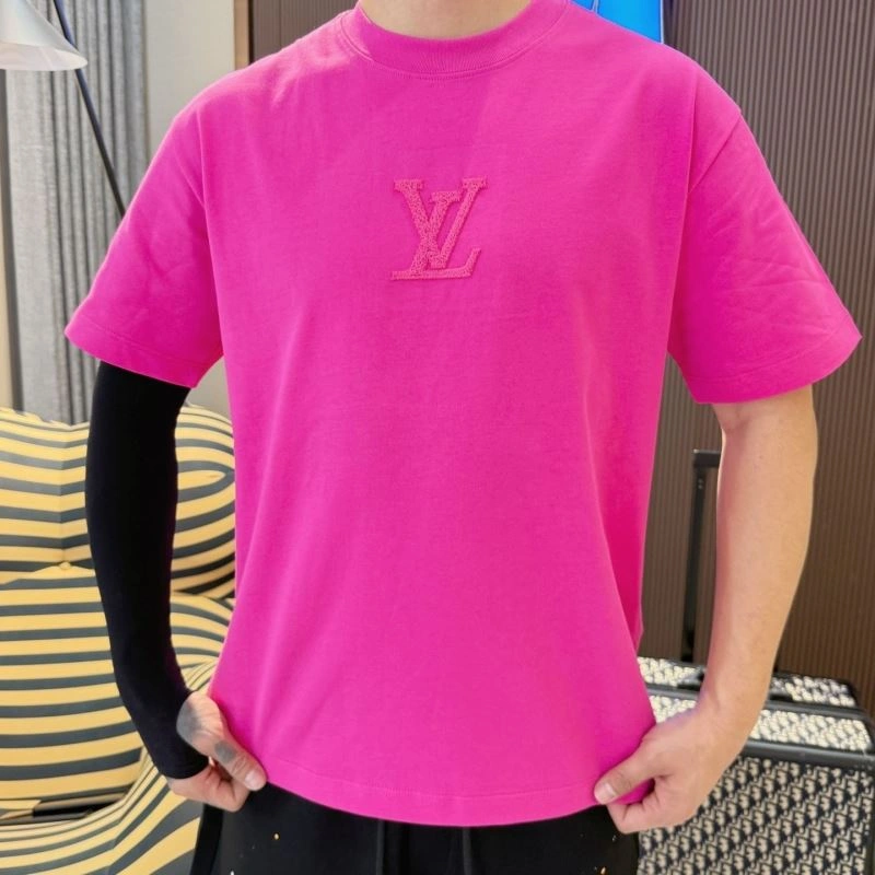 Louis Vuitton T-Shirts Supportive 132301