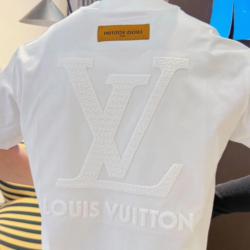 SunProtective Louis Vuitton T-Shirts 132281