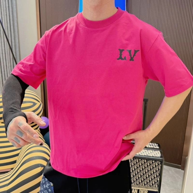 Louis Vuitton T-Shirts Resilient 132288