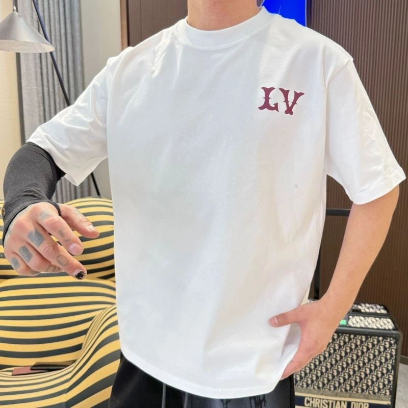 Louis Vuitton T-Shirts Comfortable 132282