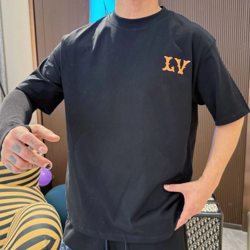 Louis Vuitton T-Shirts Premium 132278