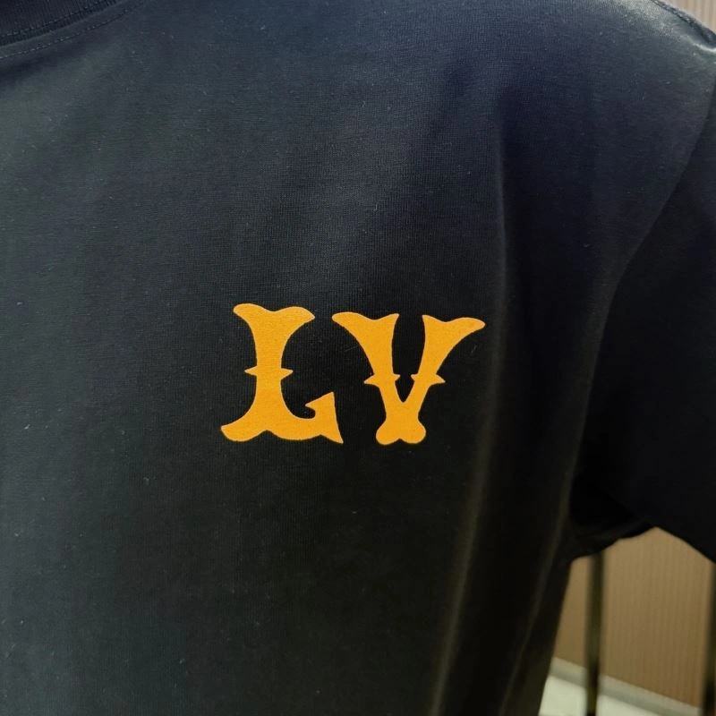 Louis Vuitton T-Shirts Premium 132278