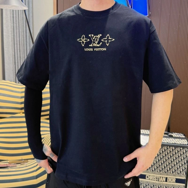 Louis Vuitton T-Shirts Efficient 132279