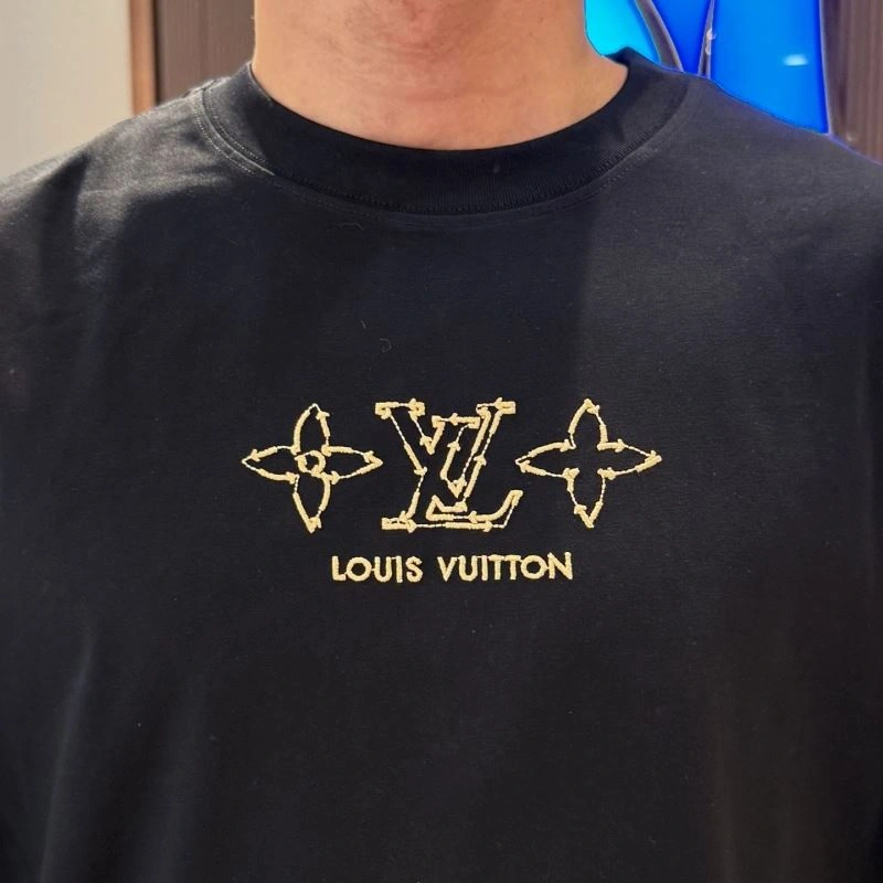 Louis Vuitton T-Shirts Efficient 132279