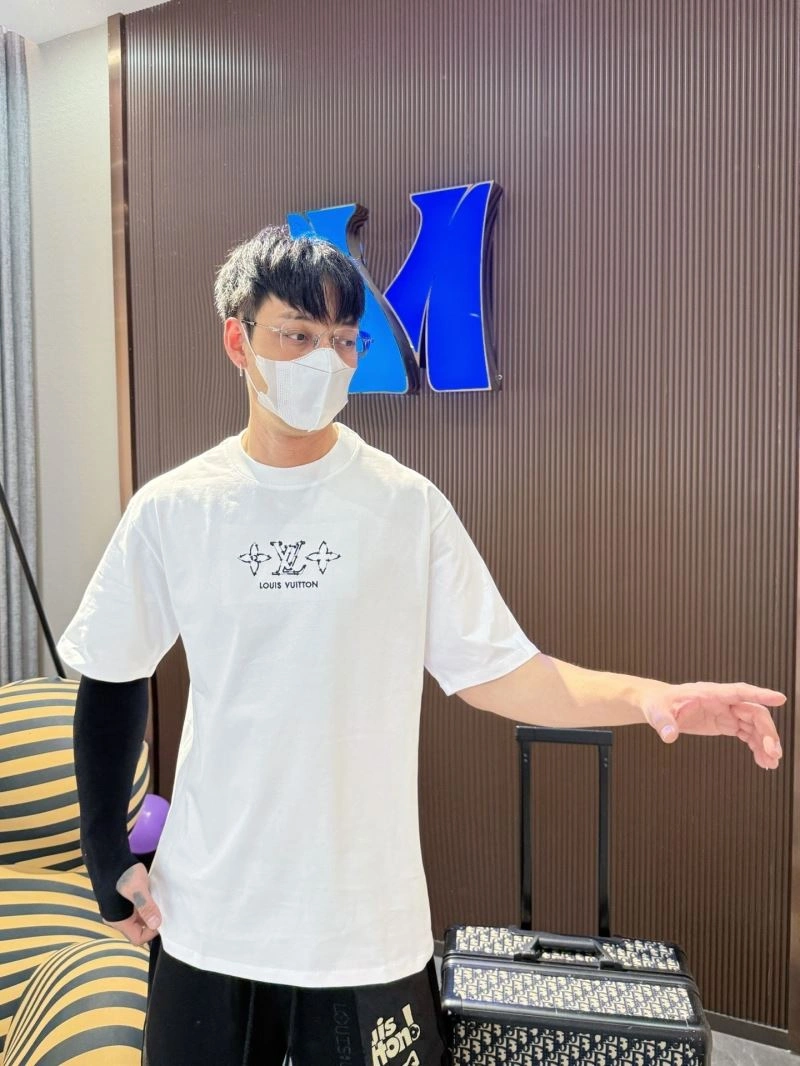 Louis Vuitton T-Shirts SmartChoice 132280