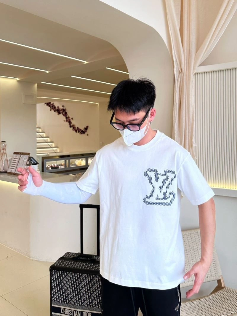 Louis Vuitton T-Shirts Seasonal 132273