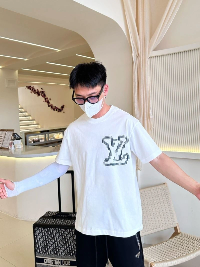 Louis Vuitton T-Shirts Seasonal 132273