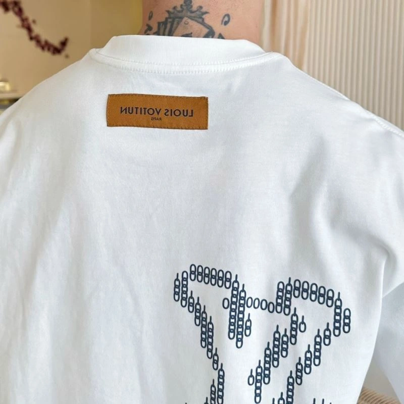 Louis Vuitton T-Shirts Seasonal 132273