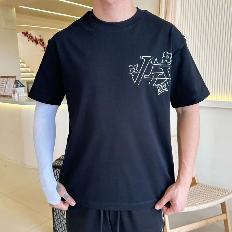 WellDesigned Louis Vuitton T-Shirts 132265