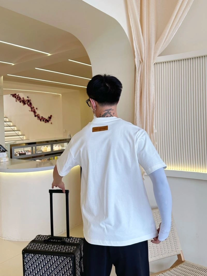 Louis Vuitton T-Shirts EasyMatch 132262