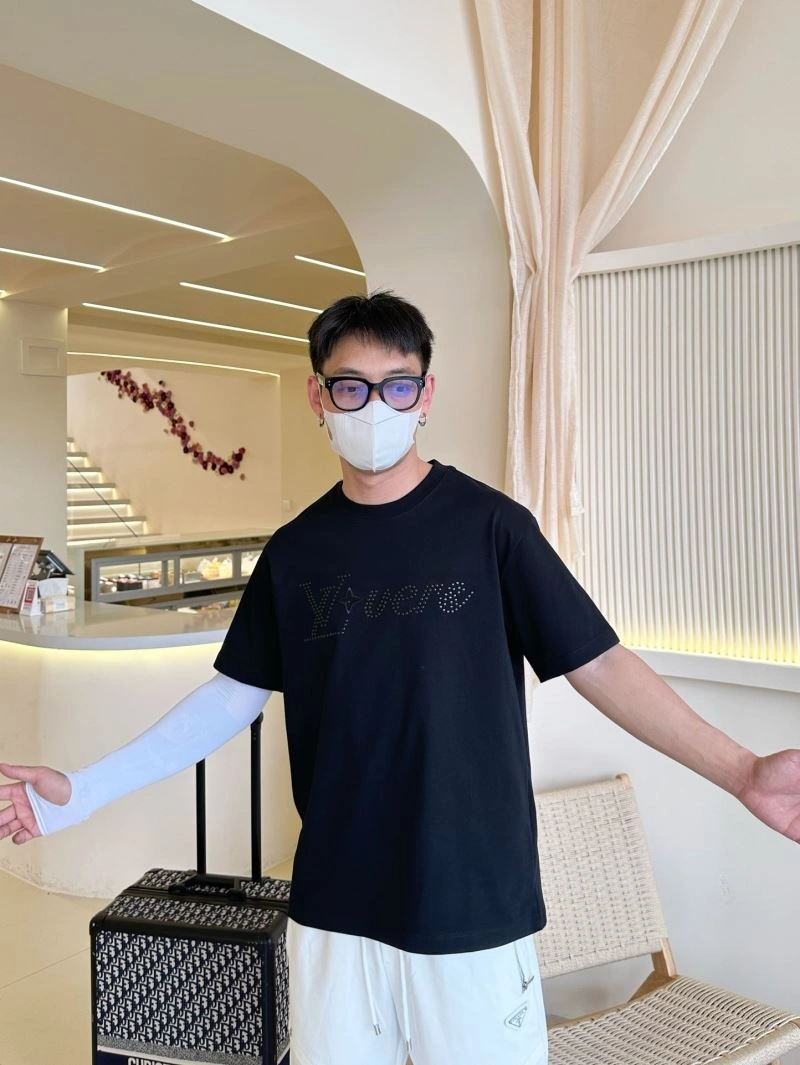 GoAnywhere Louis Vuitton T-Shirts 132259