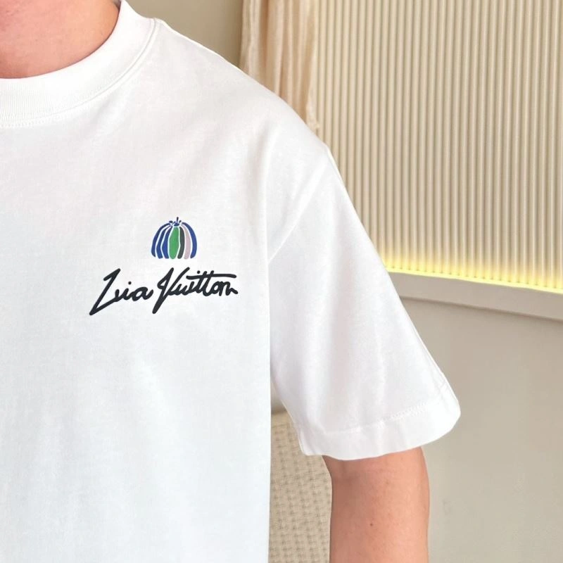 SoftTouch Louis Vuitton T-Shirts 132260