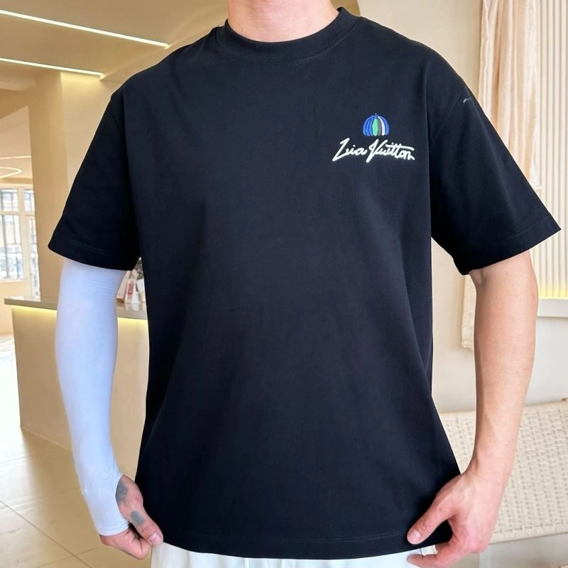 Louis Vuitton T-Shirts TravelReady 132318
