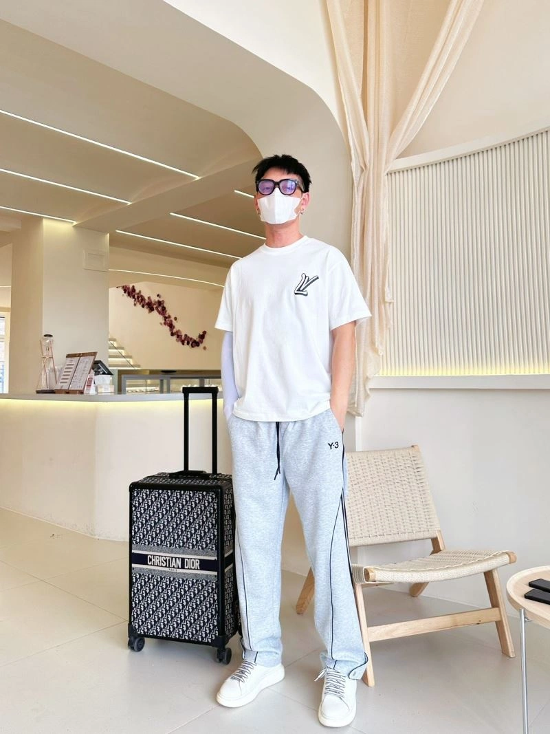 Louis Vuitton T-Shirts Stylish 132258