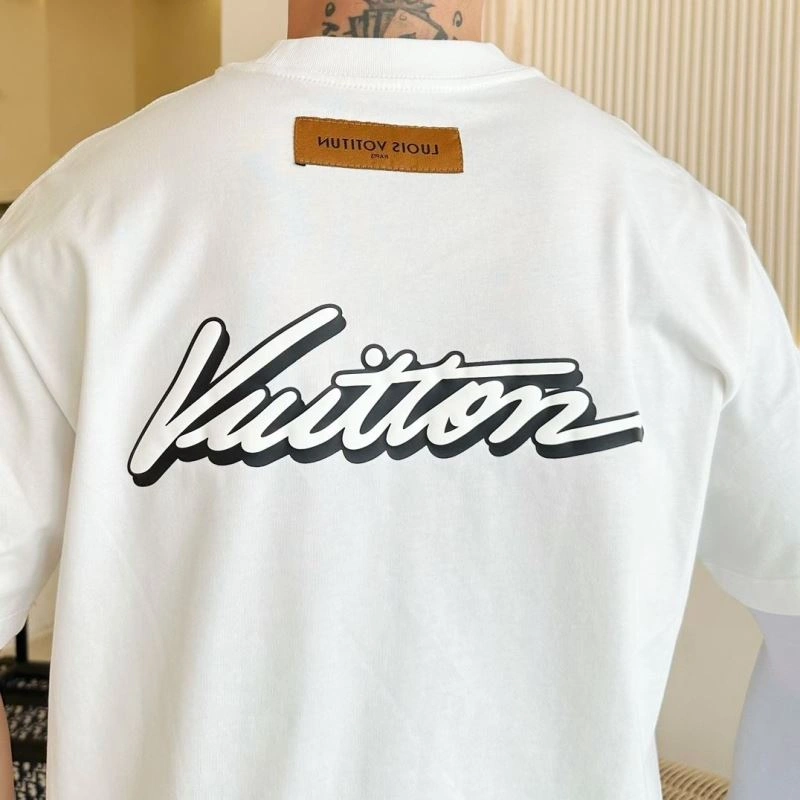 Louis Vuitton T-Shirts Stylish 132258