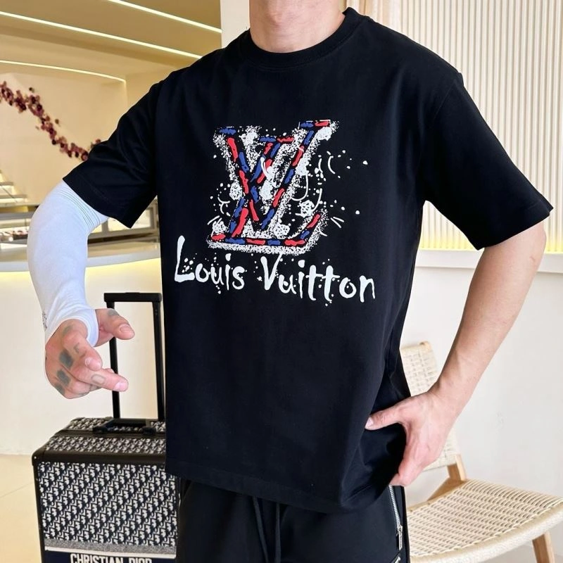 Comfortable Louis Vuitton T-Shirts 132252
