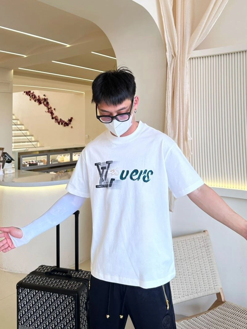 SmartChoice Louis Vuitton T-Shirts 132253
