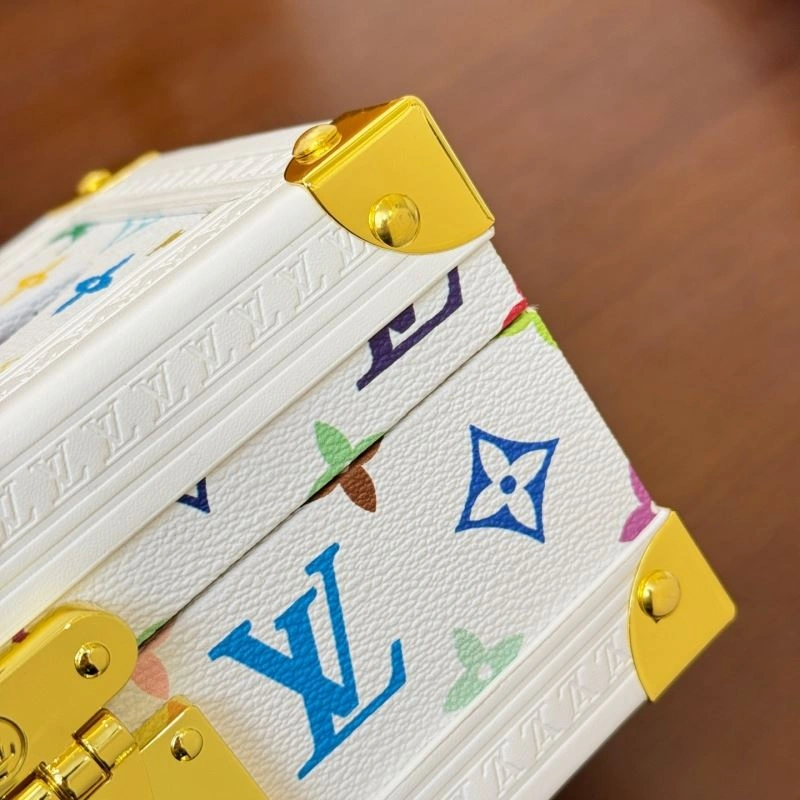 Sporty Louis Vuitton Tissue Boxes 274725