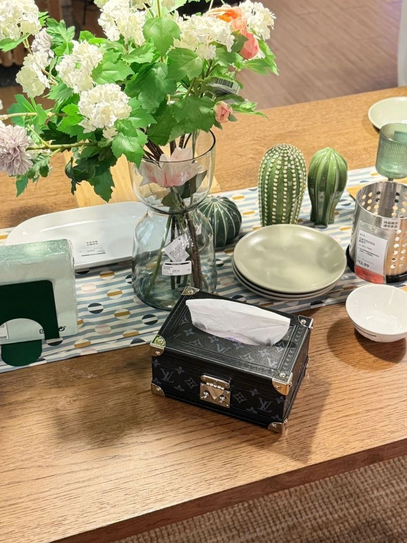 Comfortable Louis Vuitton Tissue Boxes 274719