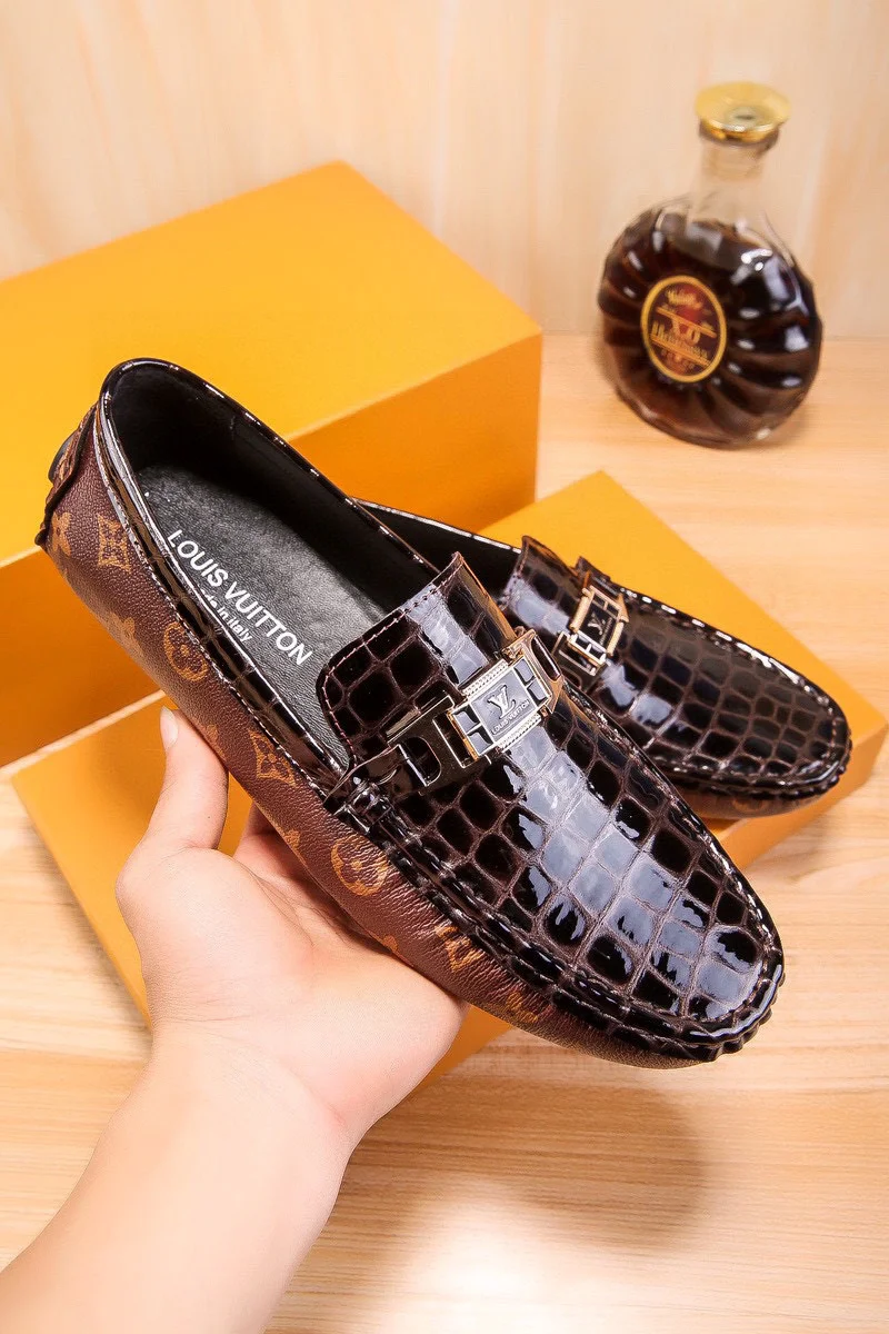 Louis Vuitton Tods Shoes Vibrant 30469