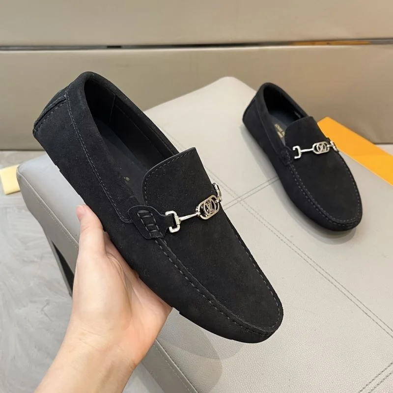 Louis Vuitton Tods Shoes UrbanChic 30453