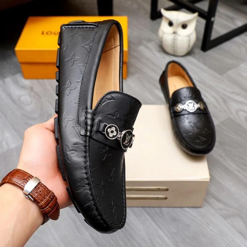 Unisex Louis Vuitton Tods Shoes 30445