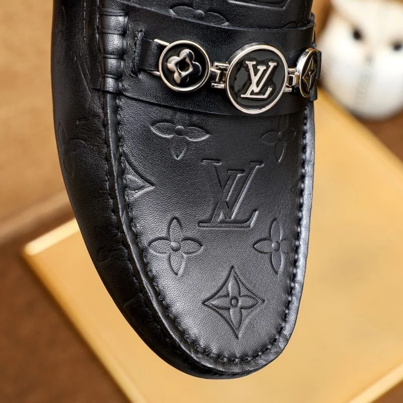 Unisex Louis Vuitton Tods Shoes 30445