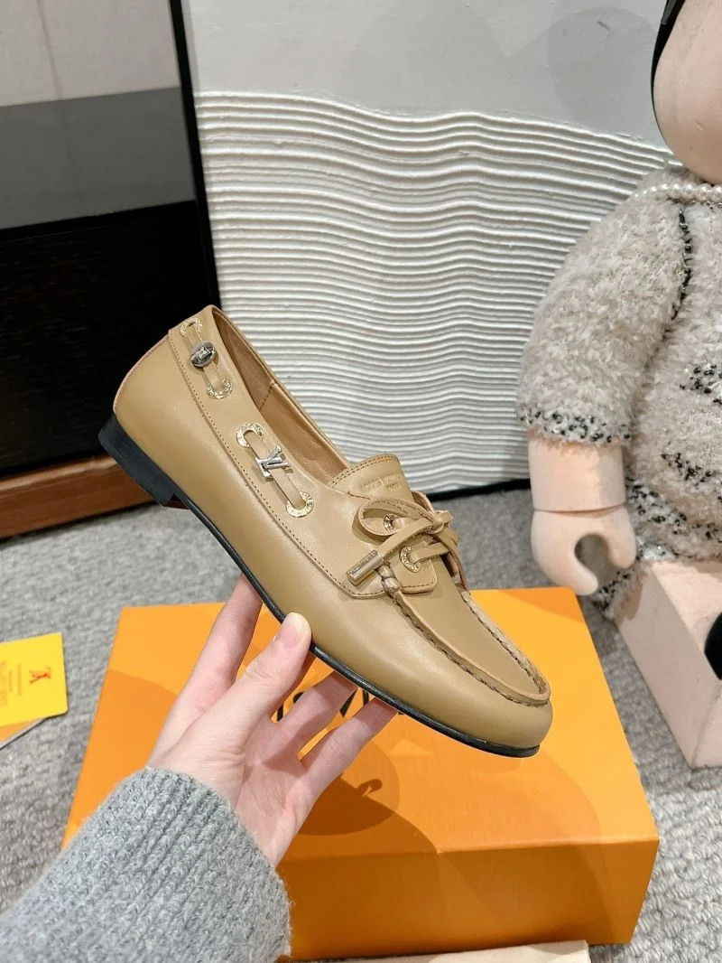 Louis Vuitton Tods Shoes Vibrant 33239