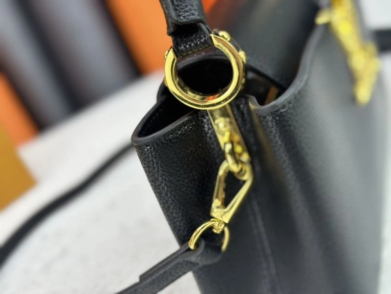 Minimalist Louis Vuitton Top Handle Bags 80333