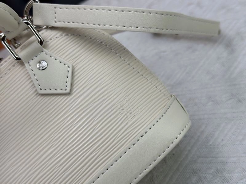 HighPerformance Louis Vuitton Top Handle Bags 80316