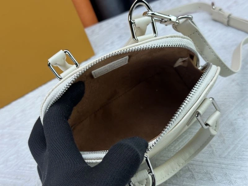HighPerformance Louis Vuitton Top Handle Bags 80316