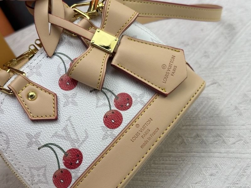 FashionForward Louis Vuitton Top Handle Bags 80337