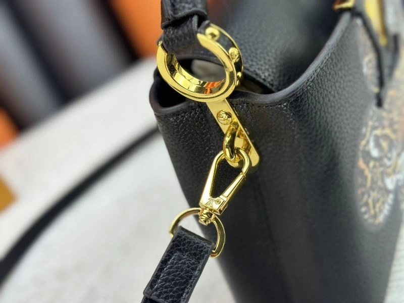EyeCatching Louis Vuitton Top Handle Bags 80324