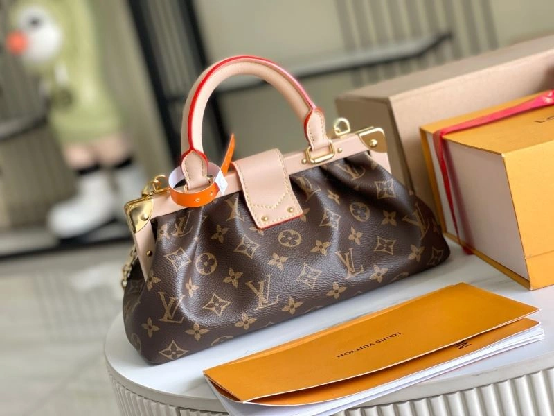 RelaxedFit Louis Vuitton Top Handle Bags 93908