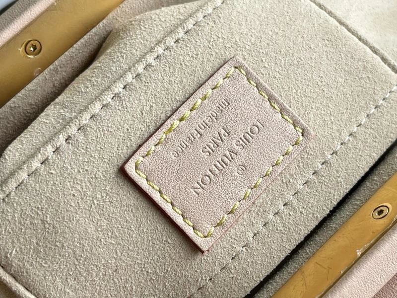 RelaxedFit Louis Vuitton Top Handle Bags 93908