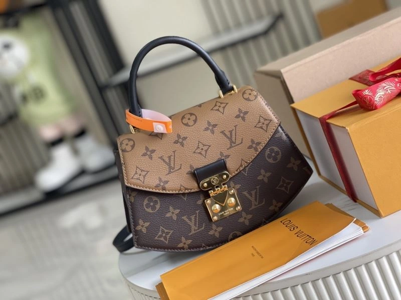 Louis Vuitton Top Handle Bags Compact 93909