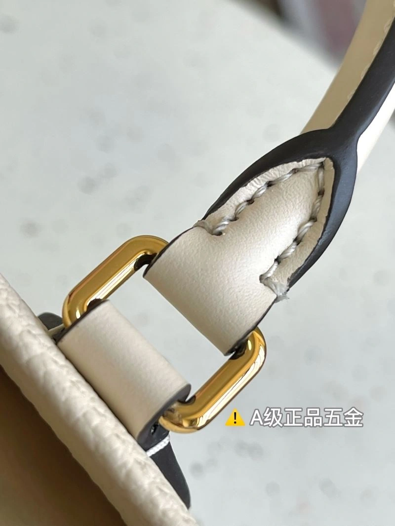 Louis Vuitton Top Handle Bags Lightweight 93910