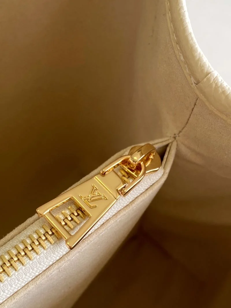 StreetReady Louis Vuitton Top Handle Bags 42292