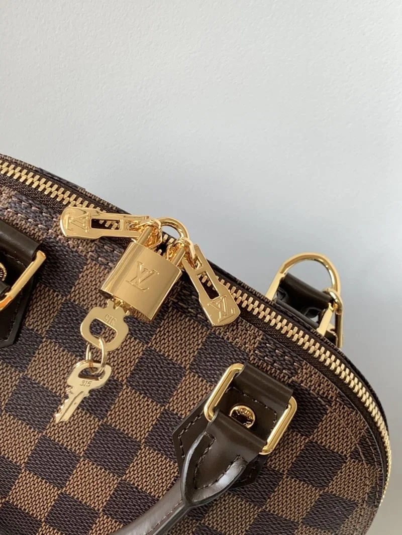 HighPerformance Louis Vuitton Top Handle Bags 42262