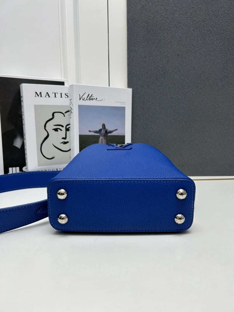 MoistureWicking Louis Vuitton Top Handle Bags 83400