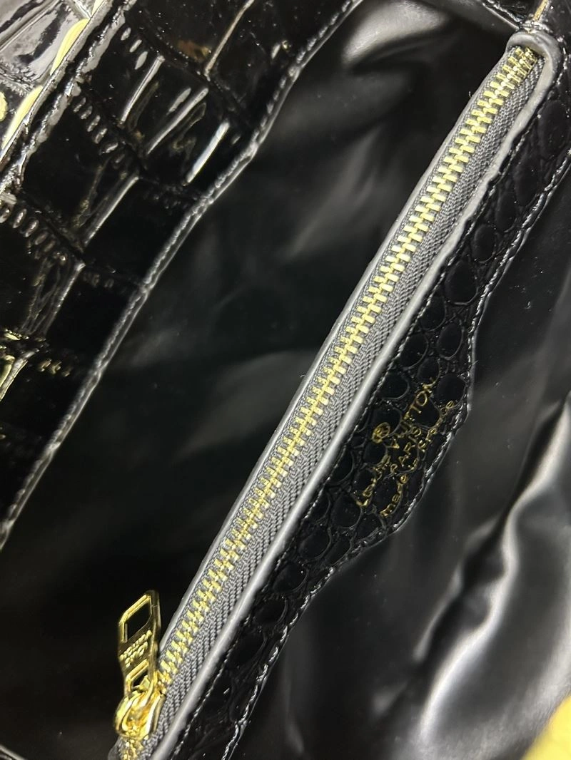 Versatile Louis Vuitton Top Handle Bags 83356