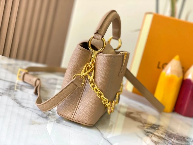 Minimalist Louis Vuitton Top Handle Bags 80064