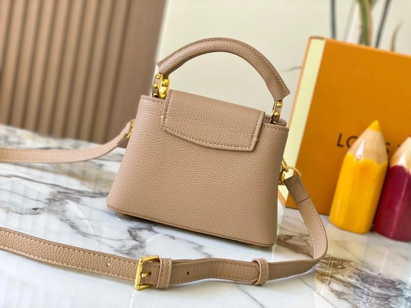 Minimalist Louis Vuitton Top Handle Bags 80064