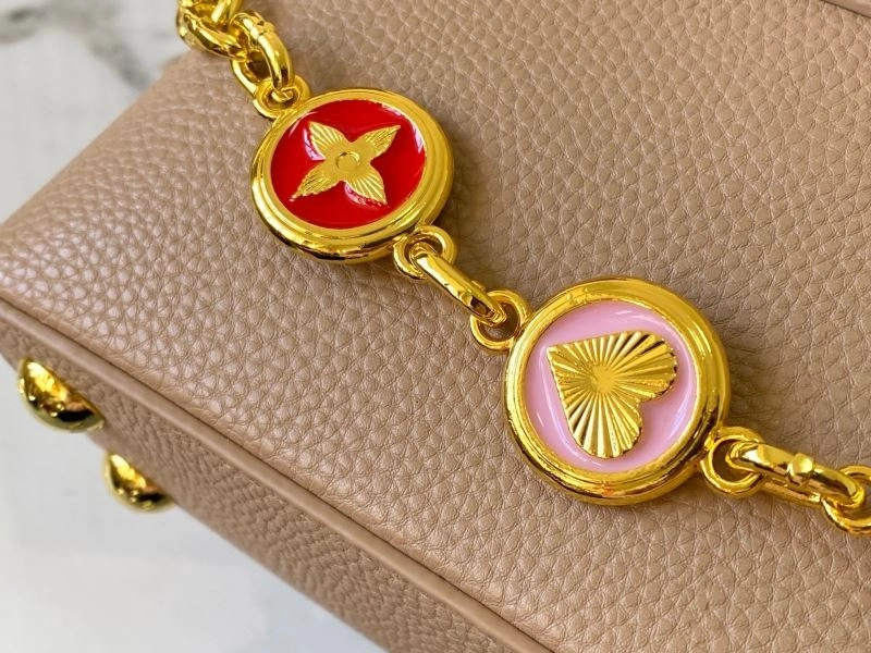 Minimalist Louis Vuitton Top Handle Bags 80064